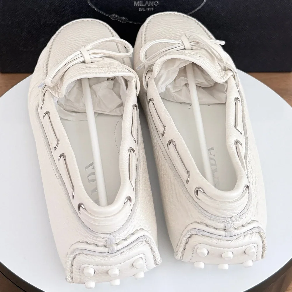 Prada Mens Bianco White Pebbled Leather Driving Loafers 2DD190 US Size 9